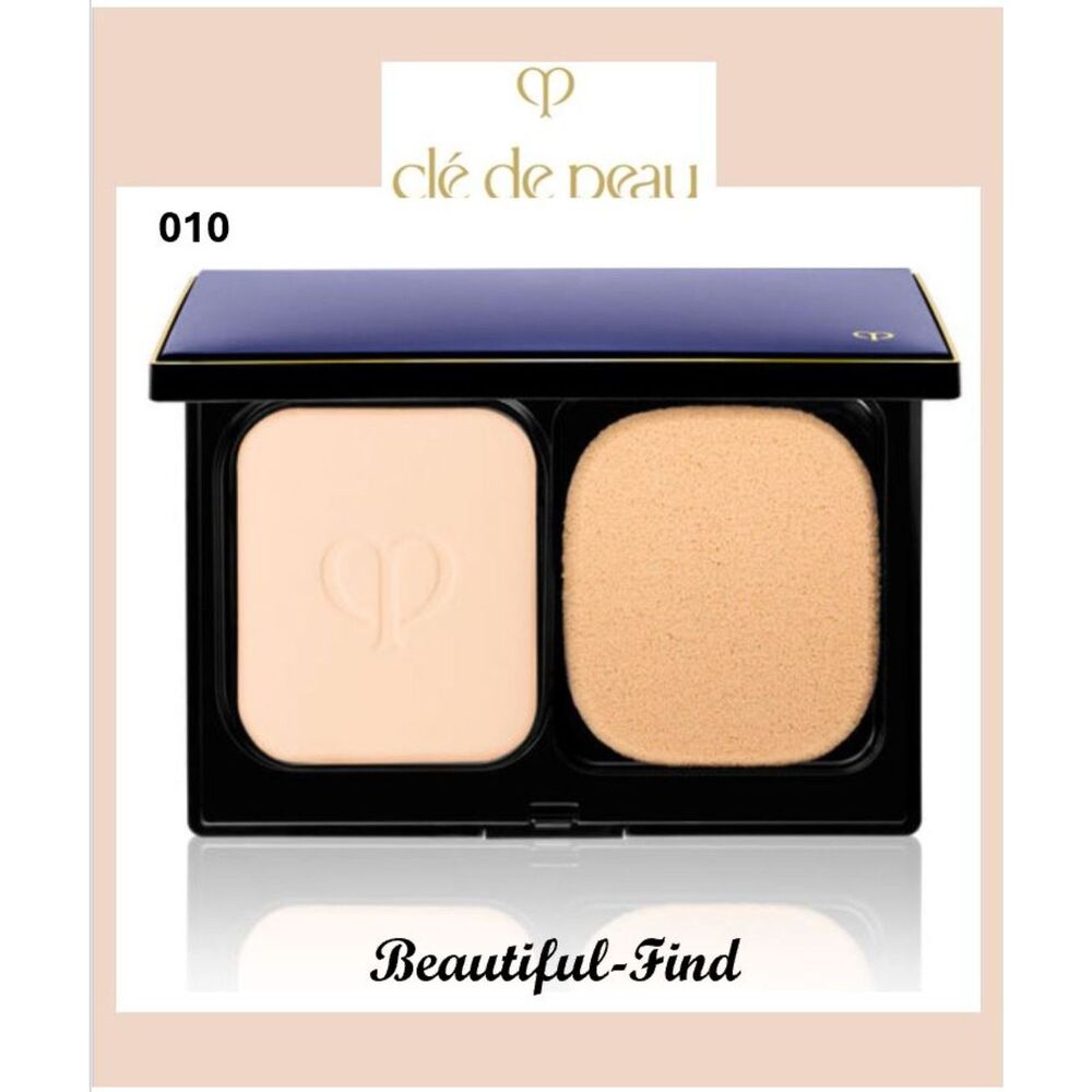 CLE DE PEAU POWDER FOUNDATION COLOR 010 WITH CASE.